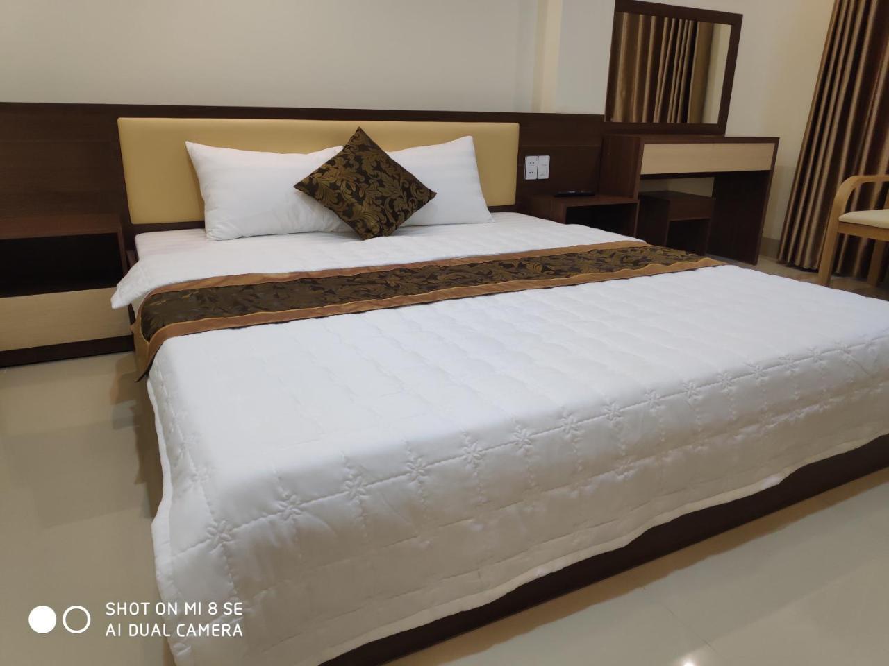Ngoc Anh Hotel Ha Long Exterior foto